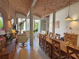 Photo 16- click for photo gallery